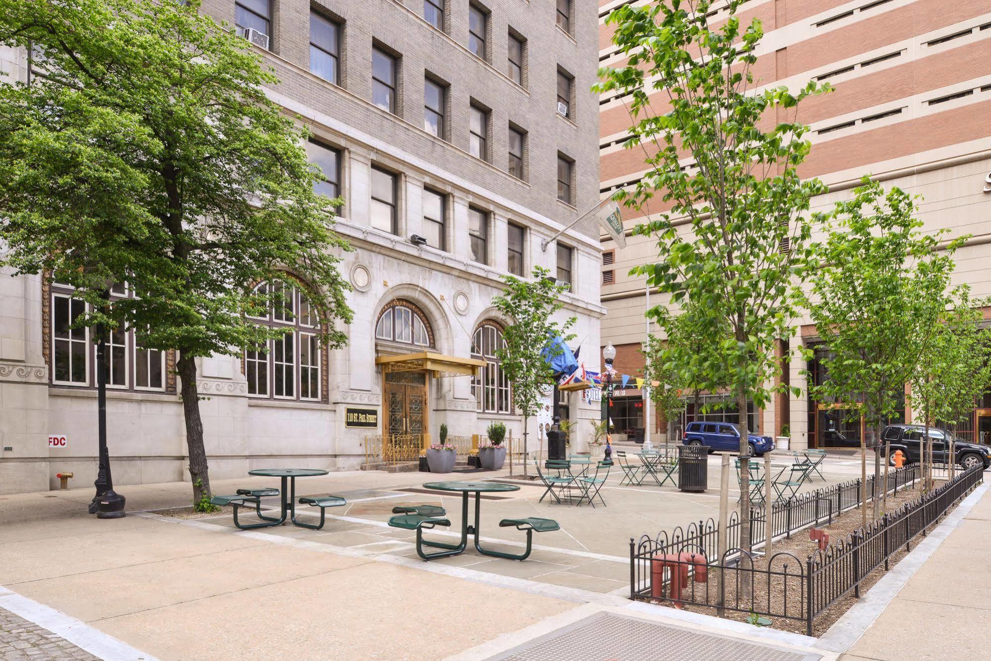 Baltimore Plaza Hotel Eksteriør bilde